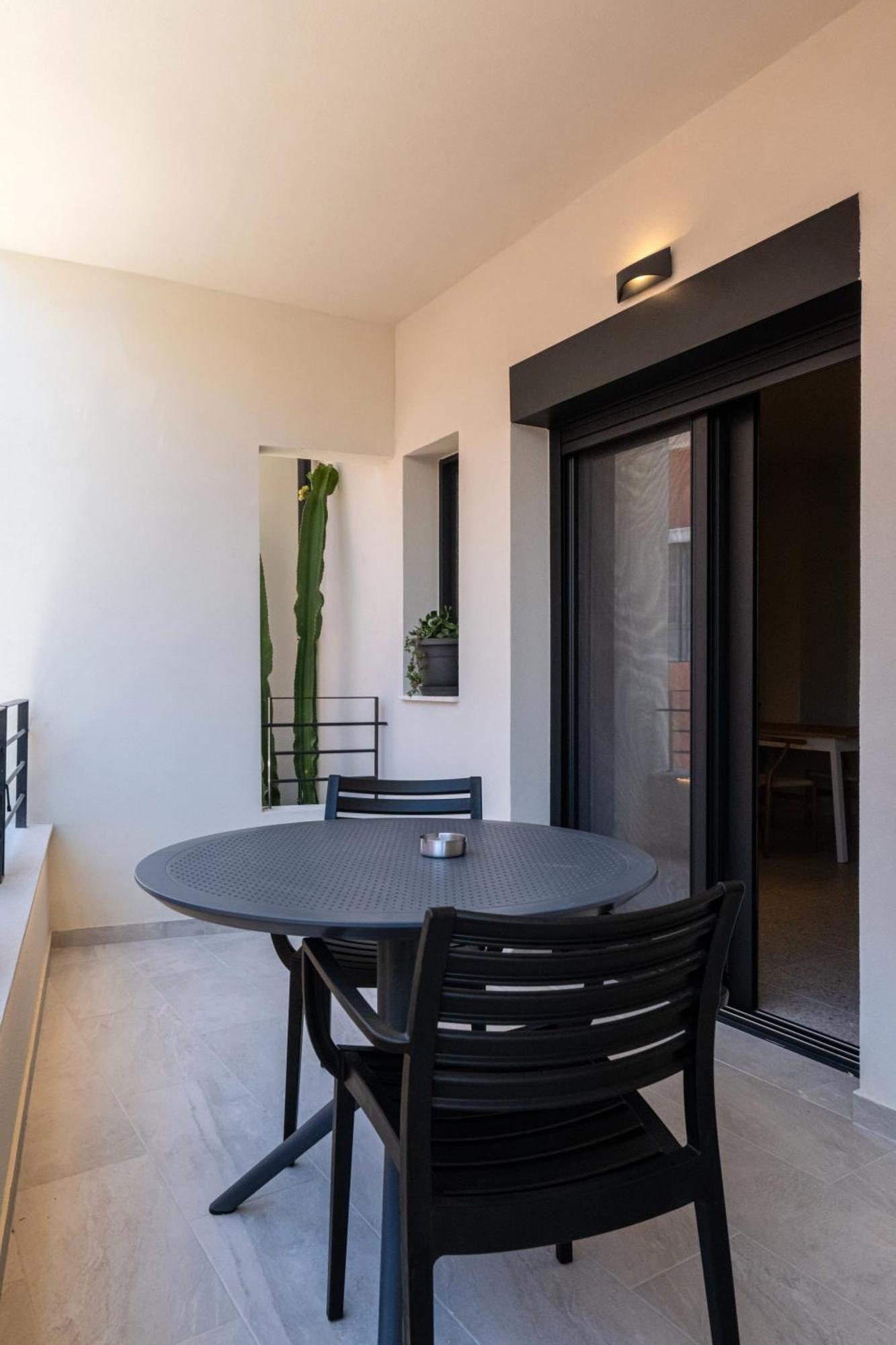 Asklipiou Cube - Kalamata Mediterranean Suites Exterior foto